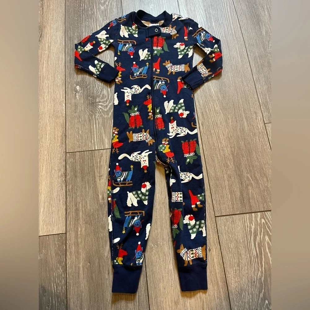 Hanna Andersson Zip Sleeper In Organic Cotton Bundled up Pups winter/holiday 3T
